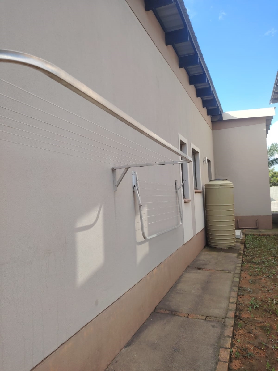 3 Bedroom Property for Sale in Geelhoutpark North West
